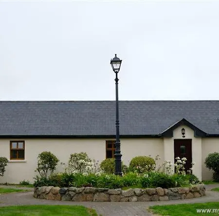 Ballyfan Nyaraló *